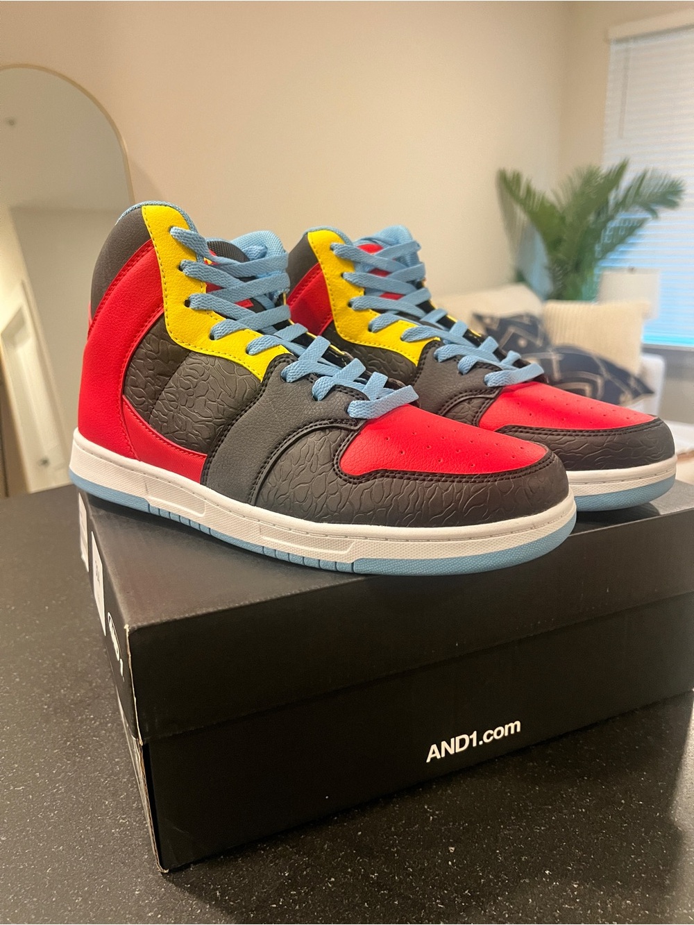 AND1 Brand New in box Slam Mid Tpr Size 8.5